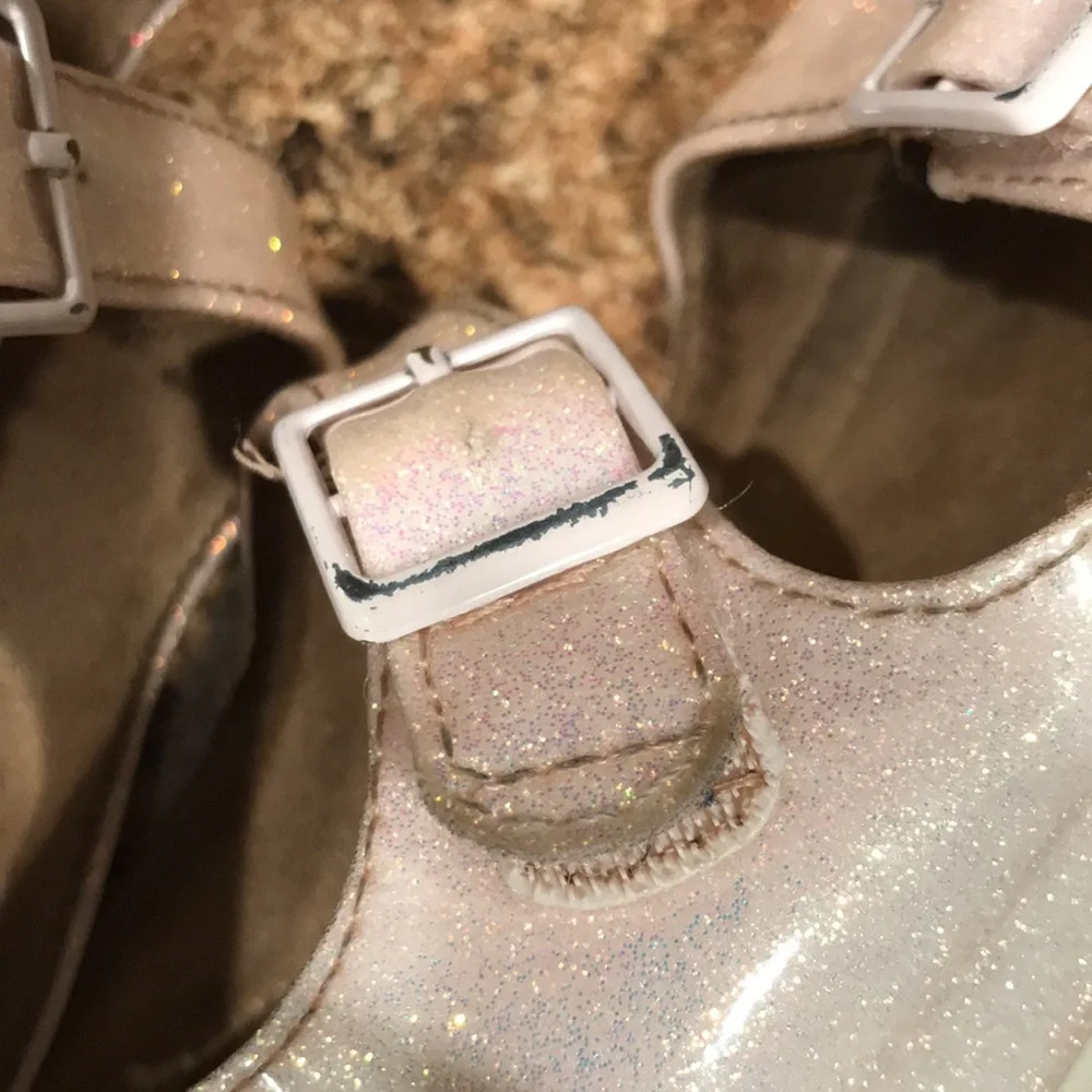 CAT & JACK Girls Reagan Shimmer Footbed Sandals | 11